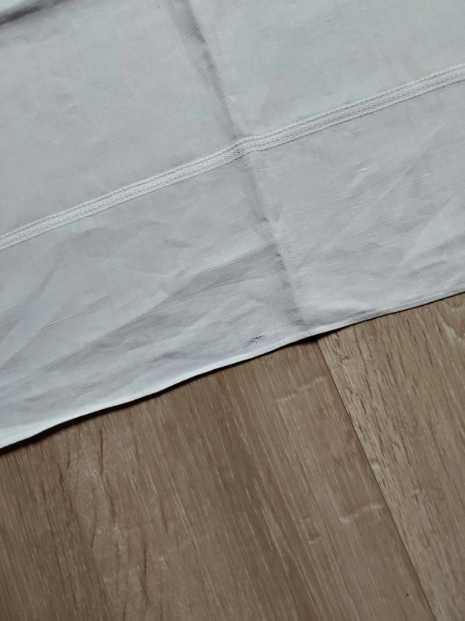 Lote de roupas antigas com desgaste e defeitos – photo 6